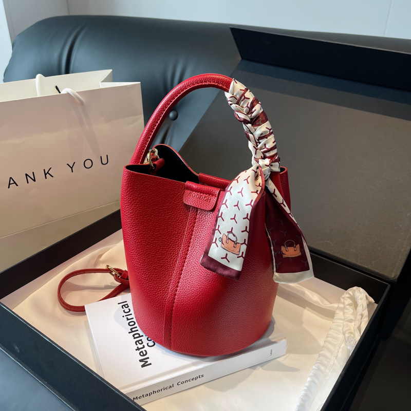 Luxury Bags For Sale - Balde de ombro e crossbody pu