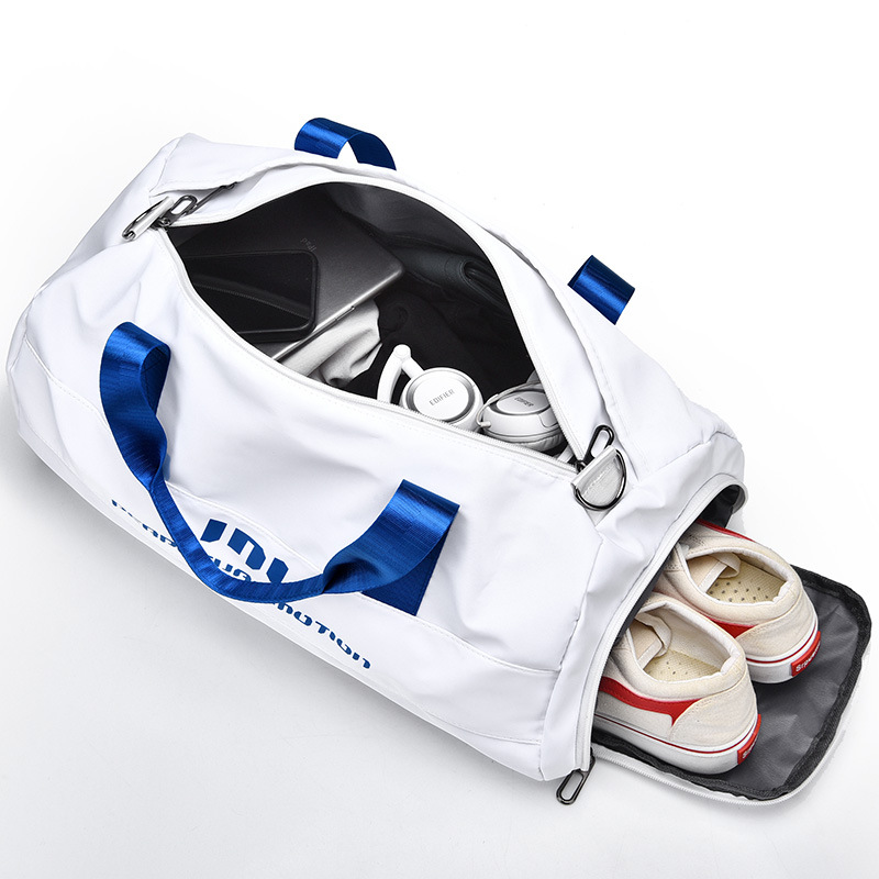 Duffel de fitness isolado comp - Weekender Bag Duffle avaliação e preço
