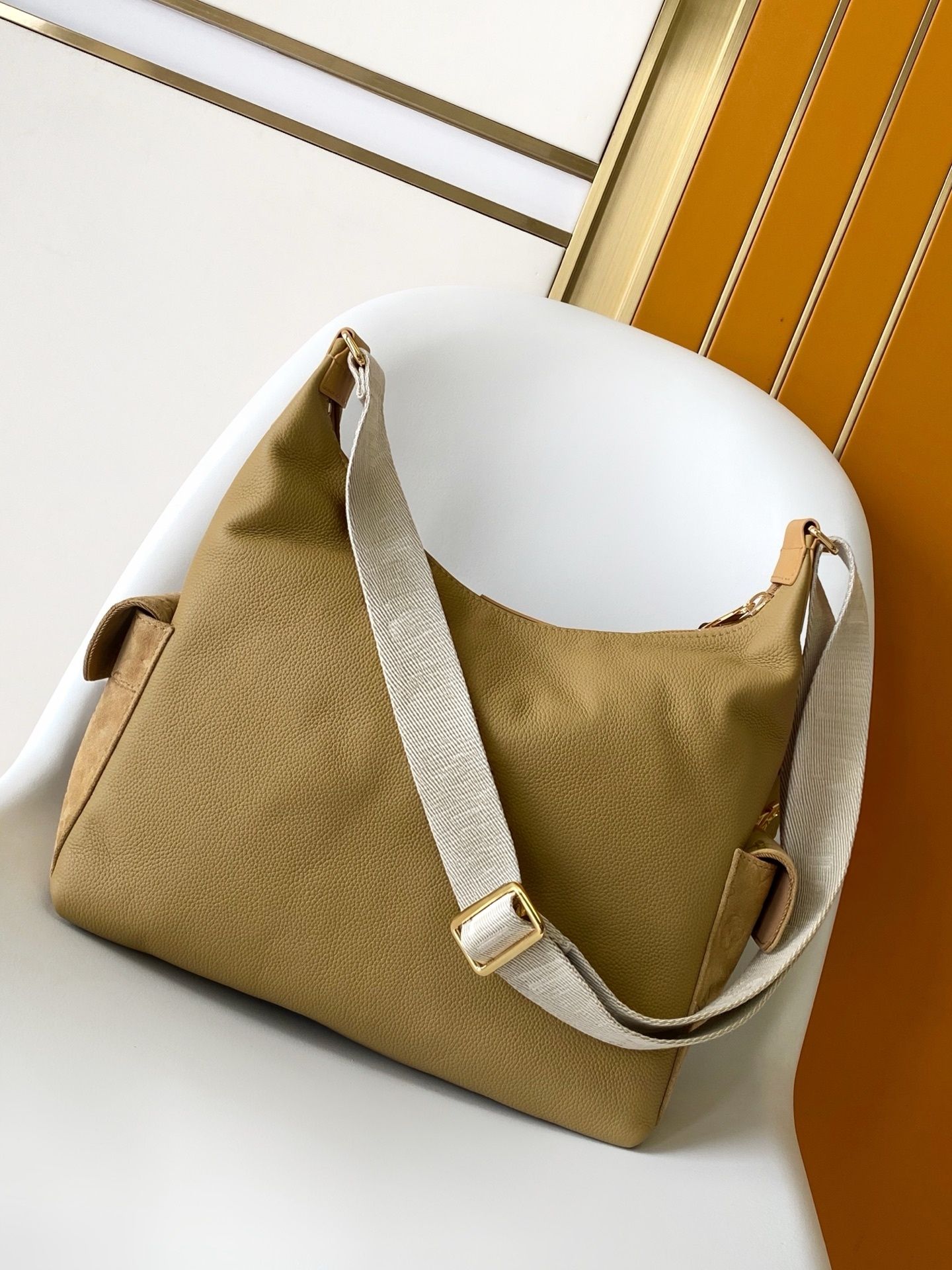 Bolsa de Ombro Feminina Estrut - Structured Handbag Top Handle avaliação e preço