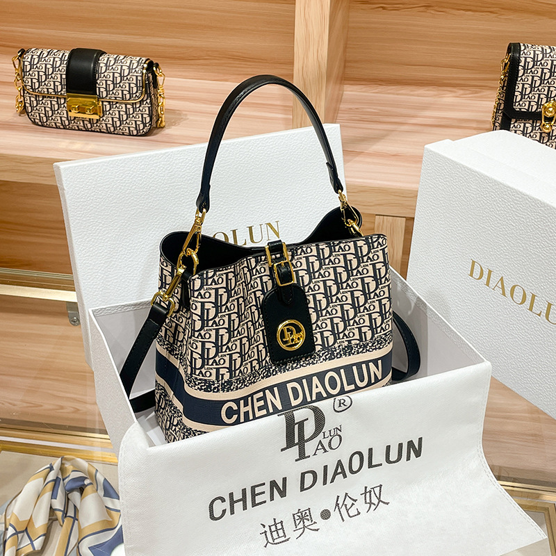 Bolsa Clássica Feminina Popula - Luxury Bags For Sale avaliação e preço
