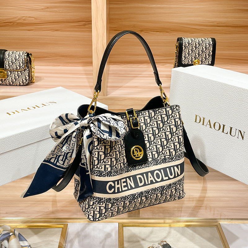 Bolsa Clássica Feminina Popula - Luxury Bags For Sale avaliação e preço